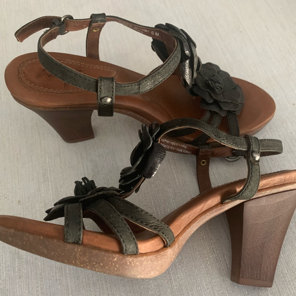 NEW Black sandals